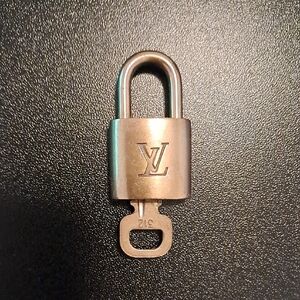 Louis Vuitton Brass Lock #312